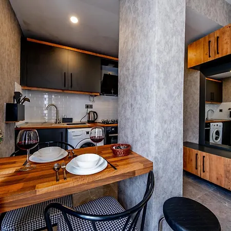 Mrt Lara 公寓式酒店 安塔利亚