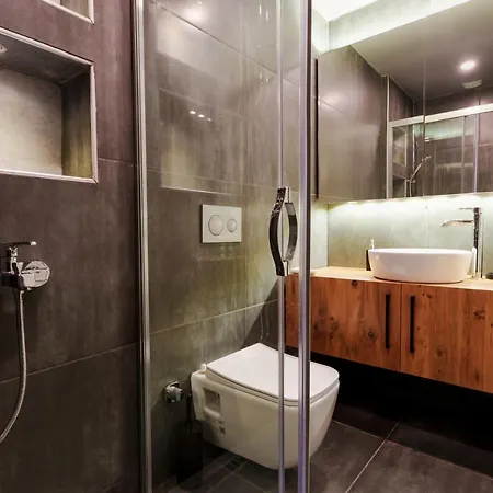 Mrt Lara Hotel apartamentowy 4*