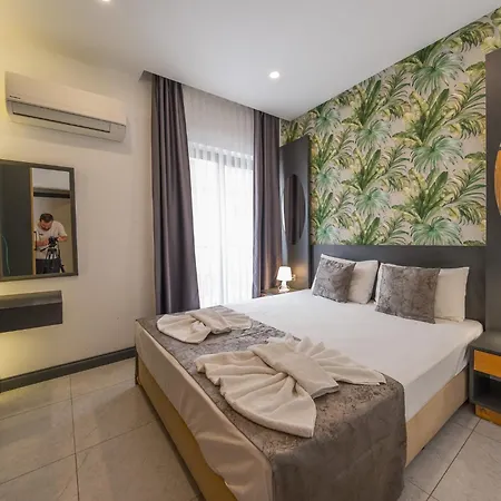 Mrt Suites Lara