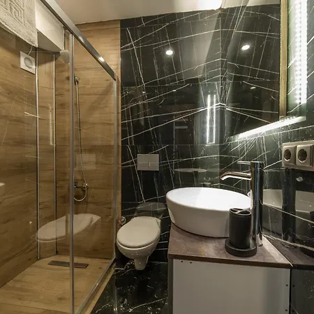 Mrt Lara Hotel apartamentowy