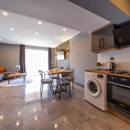 Mrt Suites Lara Aparthotel