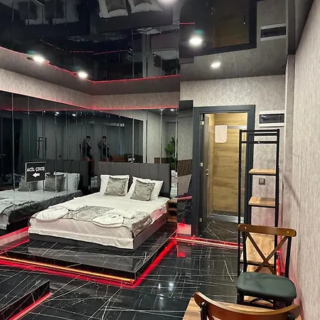 Hotel apartamentowy Mrt Lara