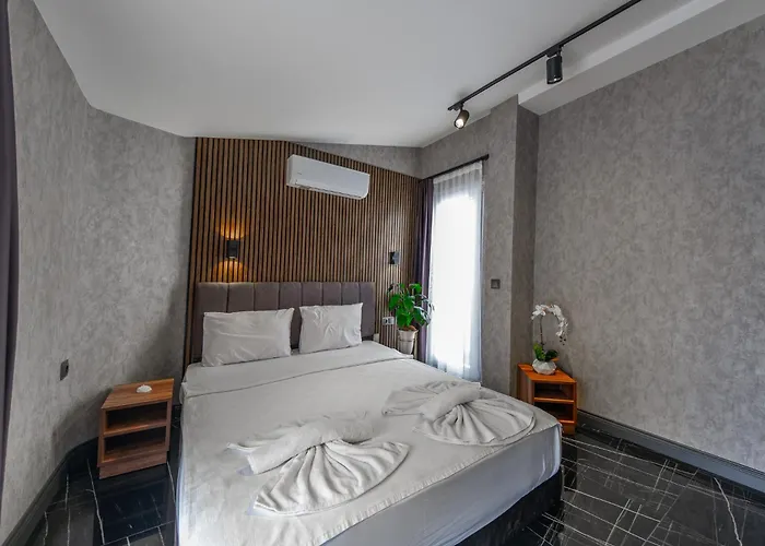 Mrt Suites Lara Aparthotel